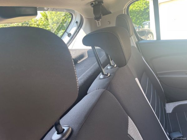 Dacia Sandero Stepway 2019 392030945