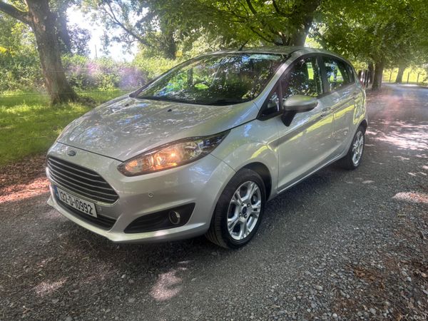 2013 Ford Fiesta ZETEC, 3 of 22