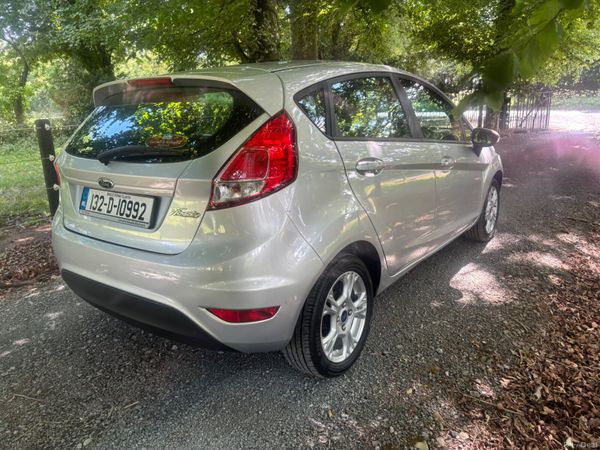 2013 Ford Fiesta ZETEC, 5 of 22