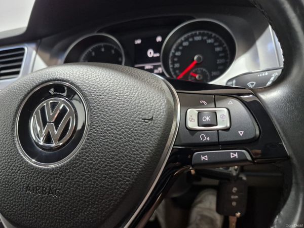 2016 Volkswagen Golf 1.4 TSi Auto 86,800 KM 392165651
