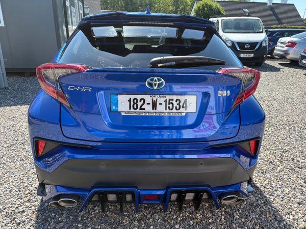2018 182 Toyota C-hr hybrid 392167103