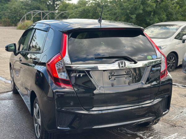 2016 HONDA FIT 1.5HYBRID 392170207