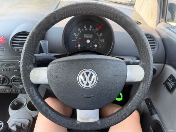 2005 Volkswagen Beetle 392173297