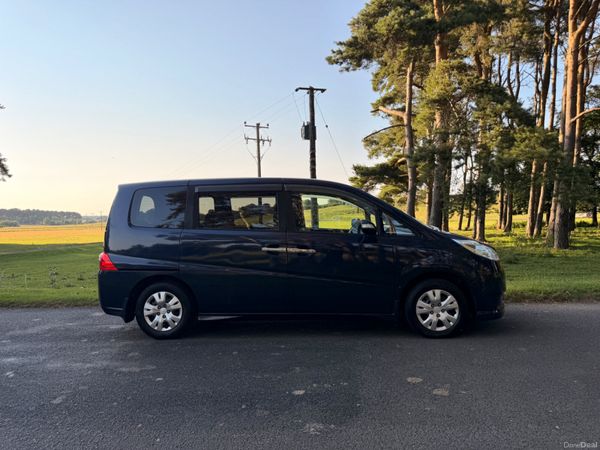 Honda Stepwagon 2009 Automatic 392186235