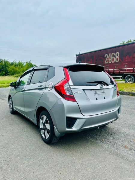 HONDA FIT 2013 1.5L GP5 AUTOMATIC PETROL HYBRID 392189353
