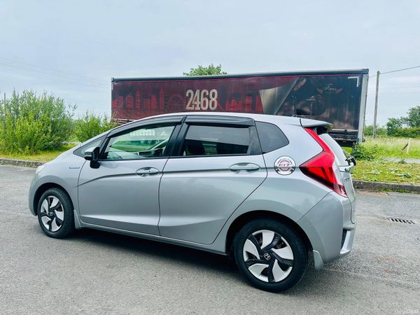 HONDA FIT 2013 1.5L GP5 AUTOMATIC PETROL HYBRID 392189355