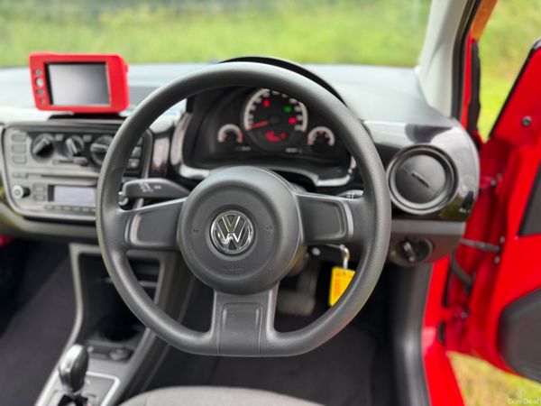 VW UP 2013 1.0L PETROL AUTOMATIC 392189565