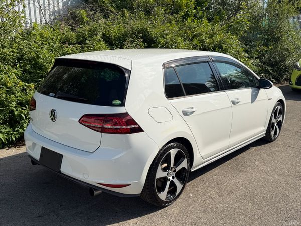 Volkswagen Golf GTI Automatic 392199567