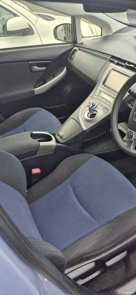 Toyota Prius hybrid 392102519