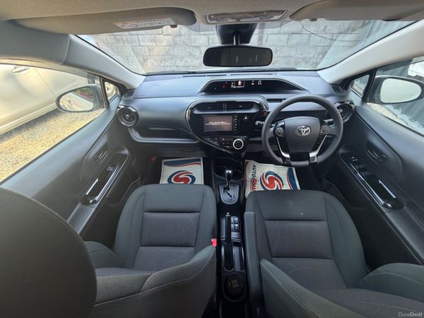 Toyota Aqua 2019 392275499