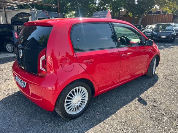 Volkswagen up! 2013 Auto 392276613
