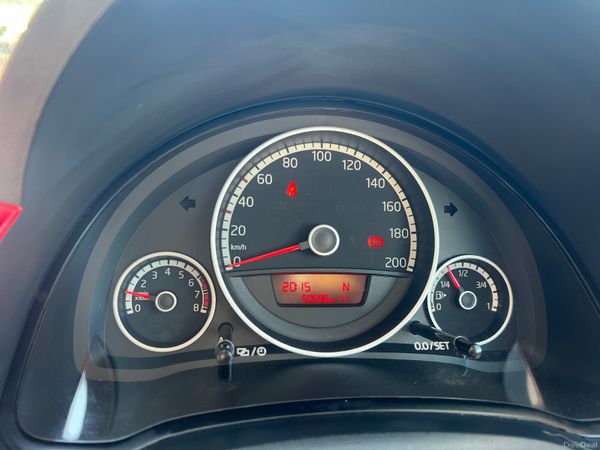 Volkswagen up! 2013 Auto 392276615