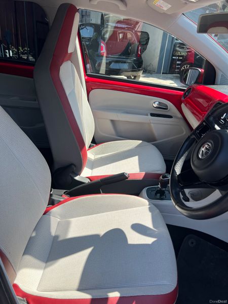 Volkswagen up! 2013 Auto 392276617