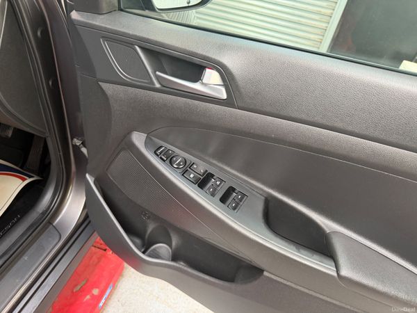2018 HYUNDAI TUCSON   EXECUTIVE ! 392296661