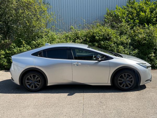 Toyota Prius Self Charge Hybrid| Finance available 392200113