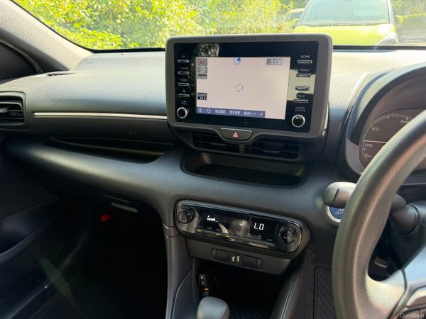 Toyota Yaris Hybrid 2021 New Model 392200585