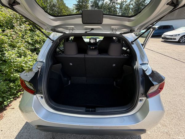 Toyota Yaris Hybrid 2021 New Model 392200599