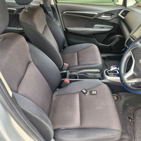 Honda Fit 2015 392205605