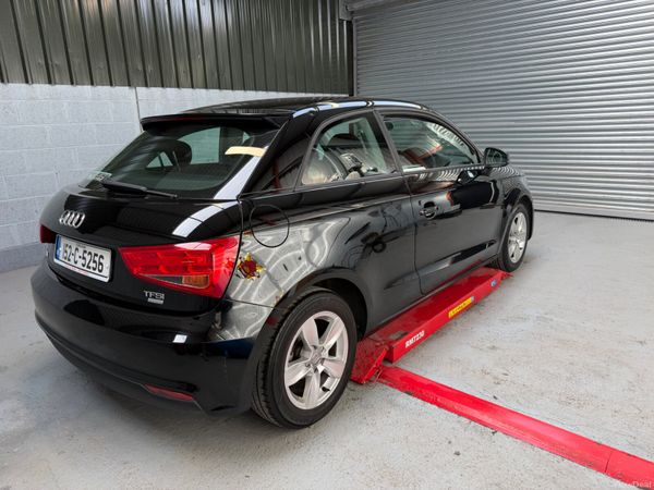 152 AUDI A1      1 LITRE TFSI ! 392209561