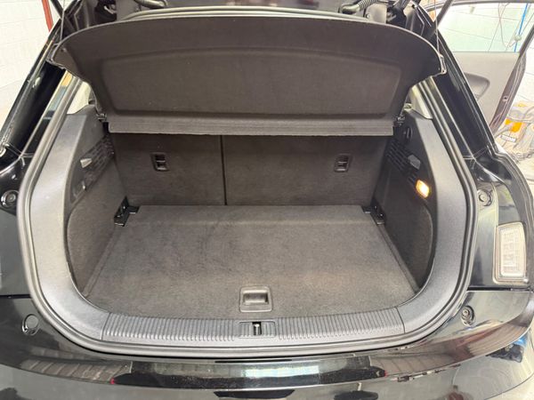 152 AUDI A1      1 LITRE TFSI ! 392209581