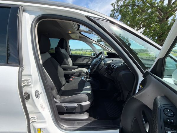 Citroen C4 2016 HDI  Connected special Edition 392224979