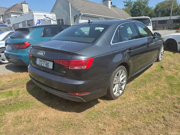 Audi A4 2017 392225121