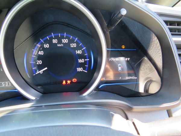17 HONDA FIT PETROL HYBRID AUTOMATIC 392237479