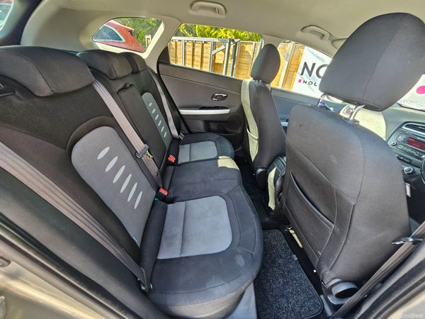 Kia Ceed 2014 1.6 Diesel New Nct 11/27 392362657