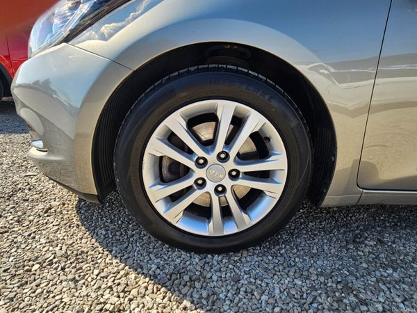Kia Ceed 2014 1.6 Diesel New Nct 11/27 392362611