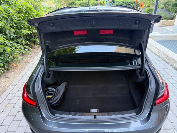 BMW 330E 2022 392375331