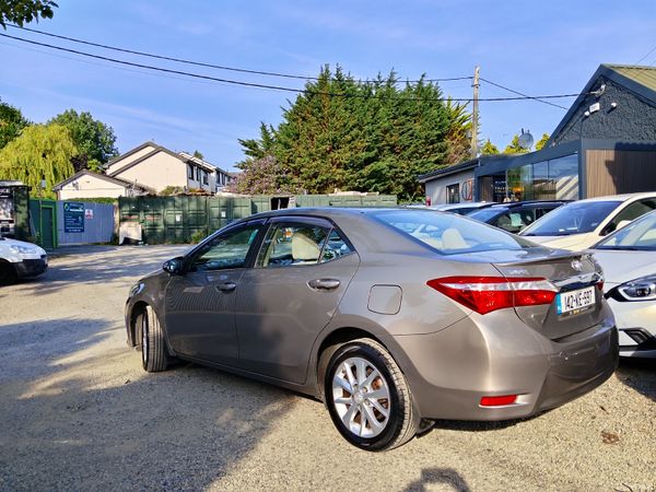 1.4 D4D Corolla Saloon 392379595