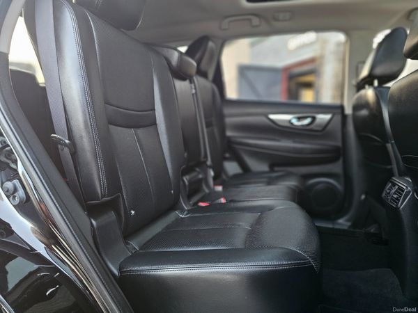 NISSAN XTRAIL 7 SEATS // MASSIVE SPEC 392300815