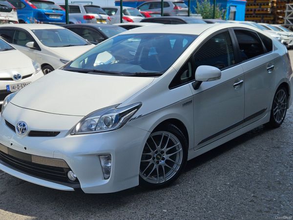 2014 Toyota Prius Hybrid Automatic/ sports 392319241