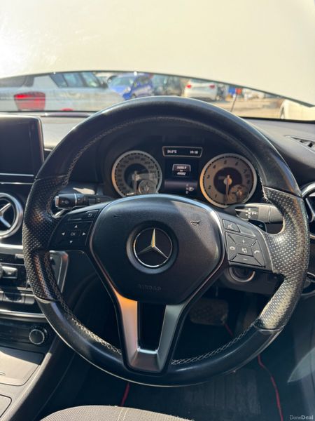 MERCEDES BENZ A-180 AMG 2013 50000 KM ONLY 392323871