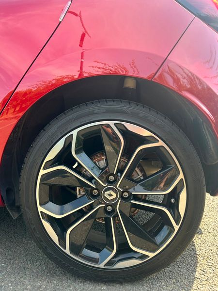 RENAULT CLIO 2018 1.2 PETROL AUTO HIGH SPEC 392325445