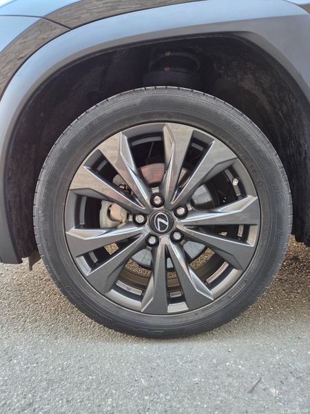 Lexus UX 2023 // LOW LOW MILEAGE 392326385