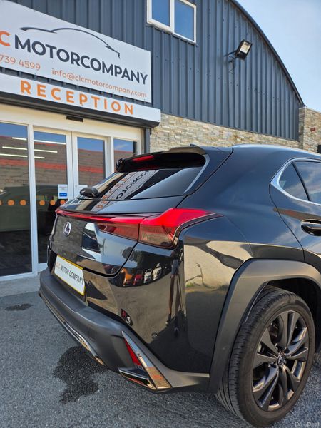 Lexus UX 2023 // LOW LOW MILEAGE 392326395