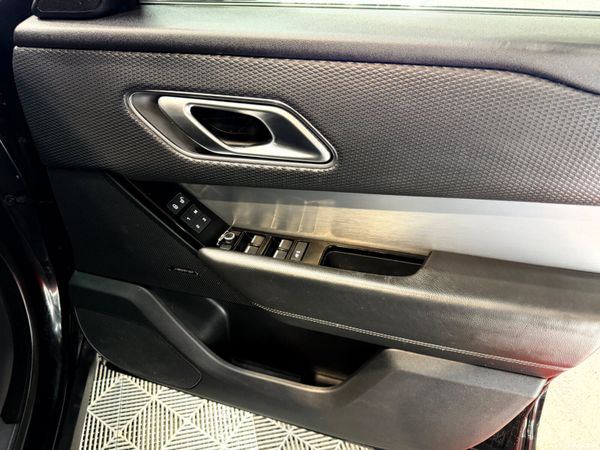 2019 Land Rover Range Rover Velar 392446433
