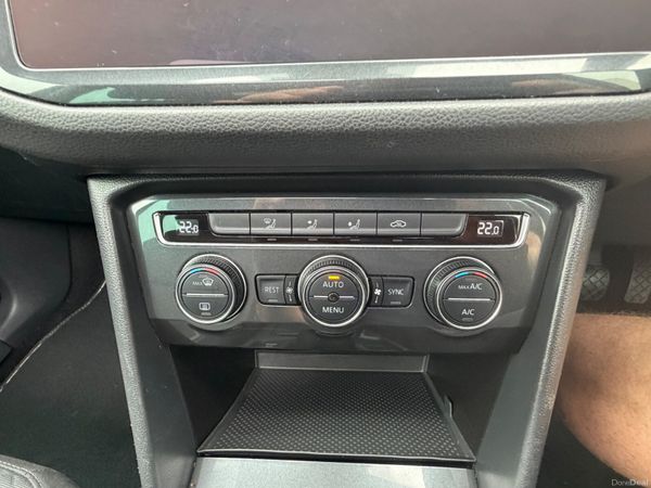 182 VOLKSWAGEN TIGUAN 2.0TDI HIGHLINE - HIGH SPEC 392461103