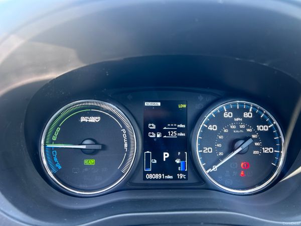 2016 MITSUBISHI OUTLANDER HYBRID TOP SPEC 392495019