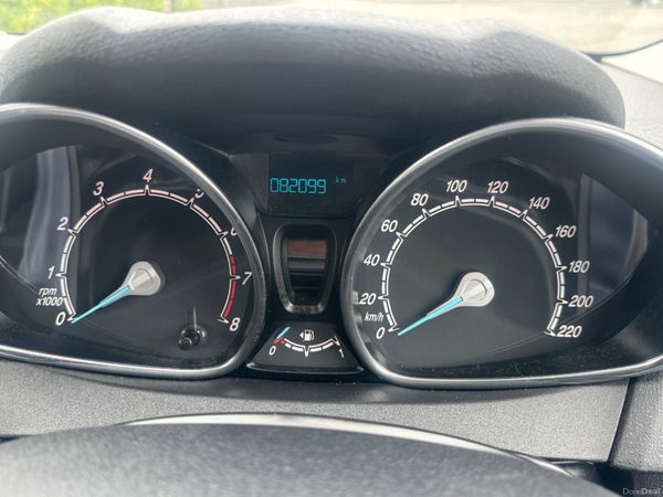 2017 Ford Fiesta Titanium 1.2L Low kms 392400405