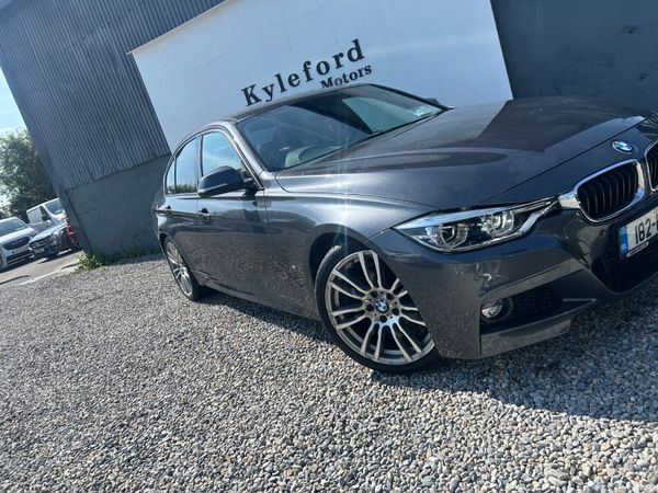 BMW 3-Series 2018 392401495