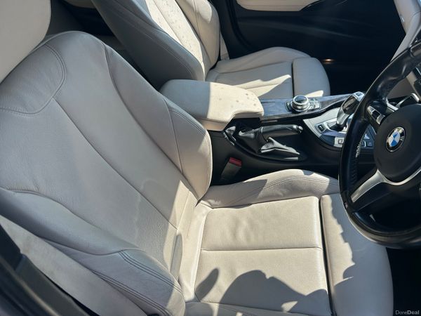 BMW 3-Series 2018 392401517