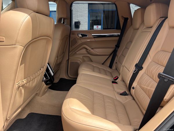 2012 PORSCHE CAYENNE 3.0d AUTO HIGH SPEC 392435173