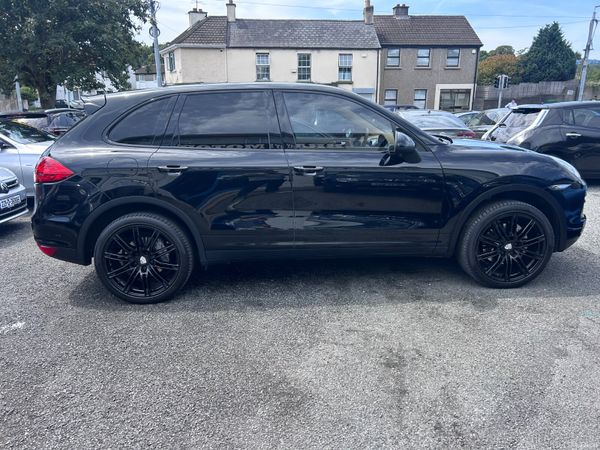 2012 PORSCHE CAYENNE 3.0d AUTO HIGH SPEC 392435177