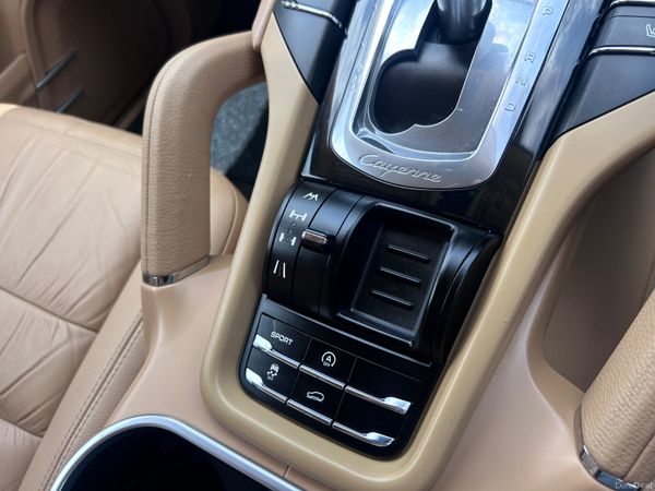 2012 PORSCHE CAYENNE 3.0d AUTO HIGH SPEC 392435183