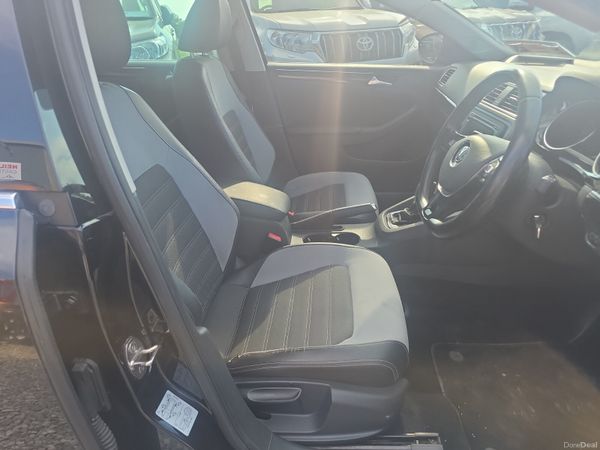 Volkswagen Jetta 1.4 TSi 392563499