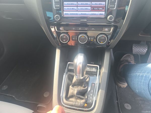 Volkswagen Jetta 1.4 TSi 392563589