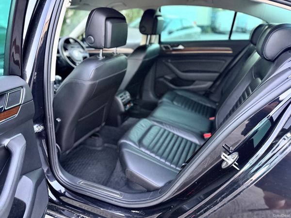 🔴 Volkswagen Passat AUTO High-line High Spec 392594235