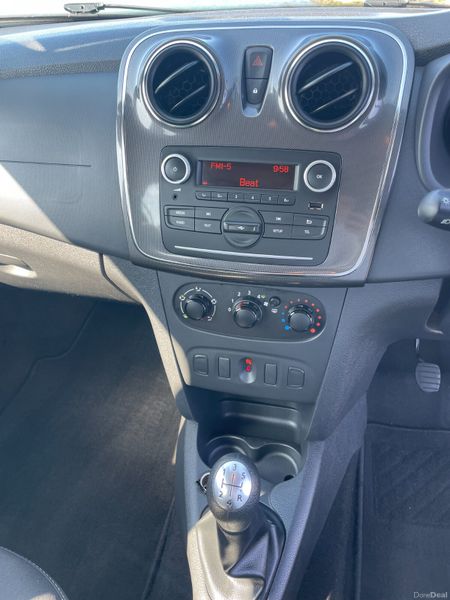 211 Dacia Sandero Stepway.. NCT 03/27.. Warranty 392597621